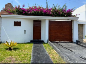 Habitación cerca a los Pantanos de Villa